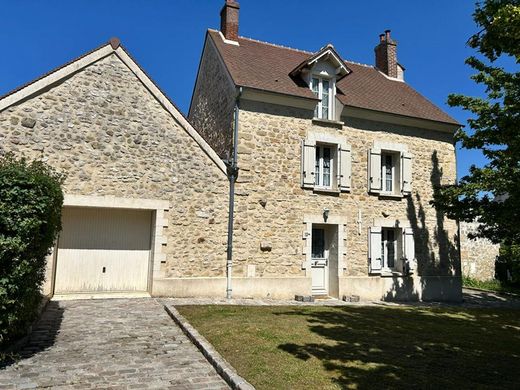 Luxury home in Le Perchay, Val d'Oise