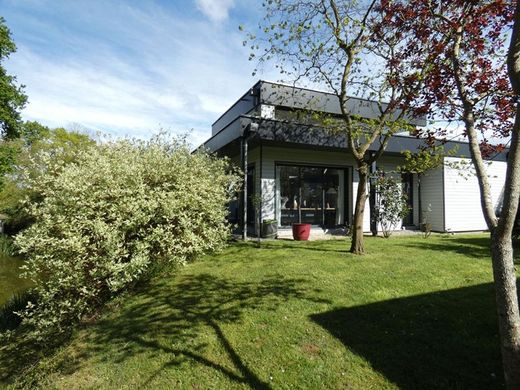 Luxury home in Saint-Pierre-de-Plesguen, Ille-et-Vilaine