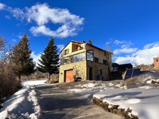 호화 저택 / Font-Romeu-Odeillo-Via, Pyrénées-Orientales