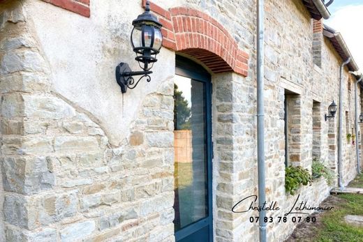 Rural or Farmhouse in Laillé, Ille-et-Vilaine