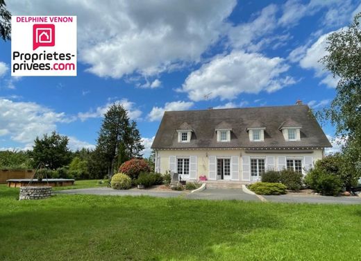 Châteauneuf-sur-Loire, Loiretの高級住宅