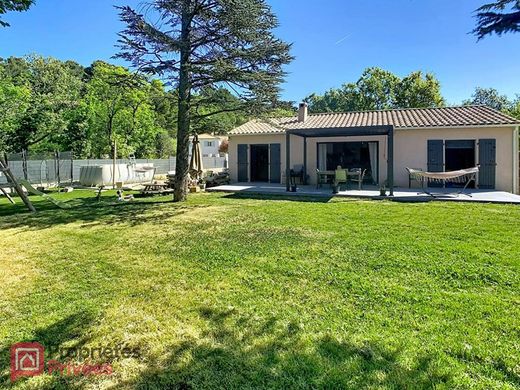 Luxury home in Plan-d'Aups-Sainte-Baume, Var