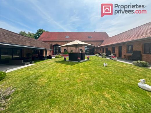 Вилла, Houplines, North