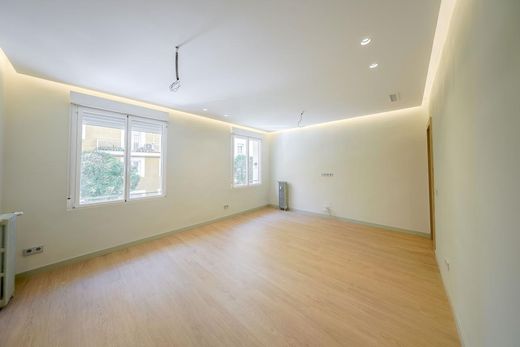Apartment / Etagenwohnung in Madrid, Provinz Madrid