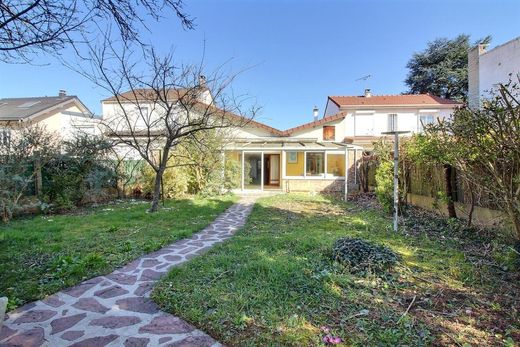 Luxury home in Antony, Hauts-de-Seine
