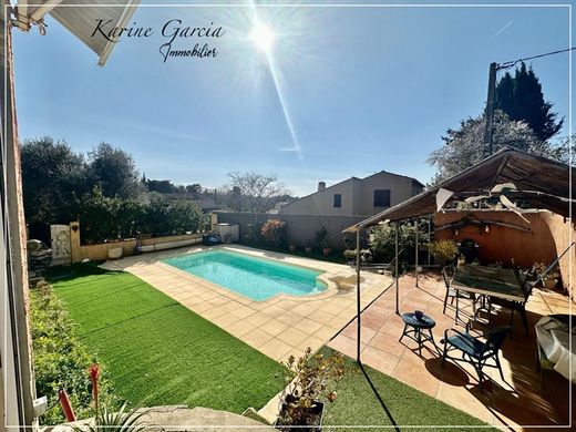 Villa in Six-Fours-les-Plages, Var