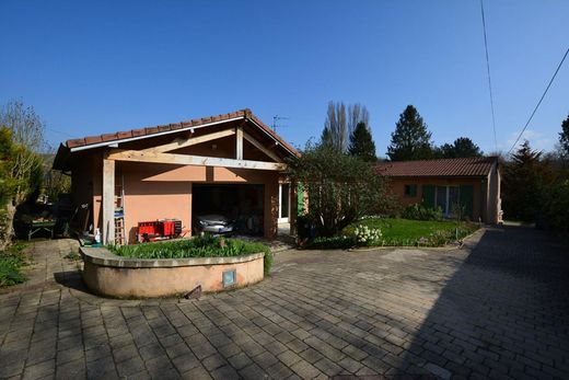 Luxury home in Parmain, Val d'Oise