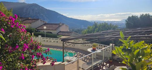 Luxury home in Toulon, Var