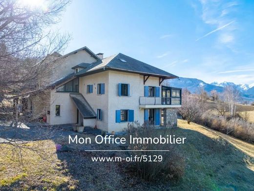 Πολυτελή κατοικία σε Saint-André-d'Embrun, Hautes-Alpes