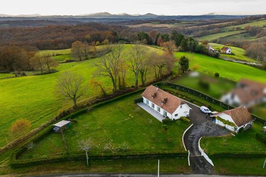 Luxury home in Sauveterre-de-Béarn, Pyrénées-Atlantiques