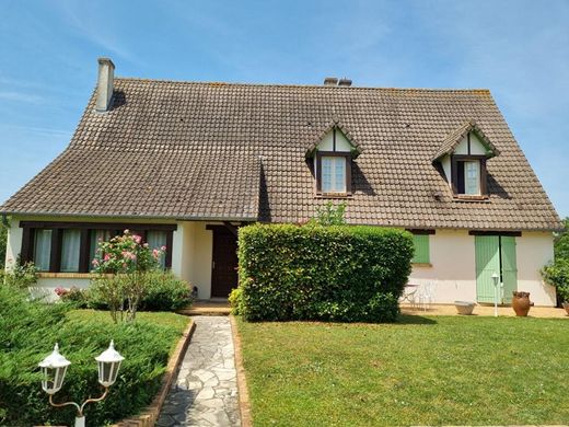 Luxe woning in Plaimpied-Givaudins, Cher