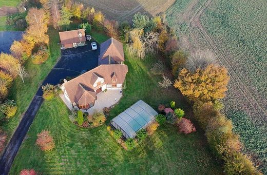 Luxury home in Fauguernon, Calvados
