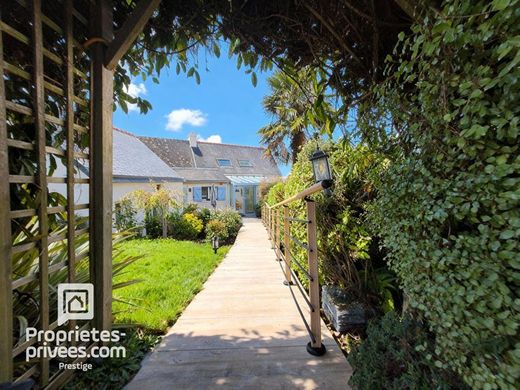Luxury home in La Forêt-Fouesnant, Finistère