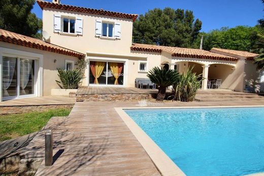 Luxus-Haus in Évenos, Var
