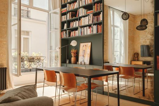 モントルグイユ、ソンティエ、ヴィヴィアン-ガヨン, Parisのロフト