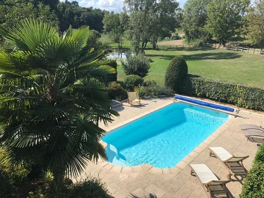 Luxury home in Mensignac, Dordogne