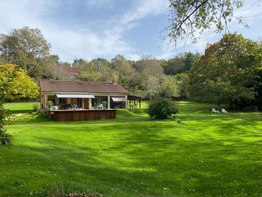 Luxury home in Le Buisson-de-Cadouin, Dordogne