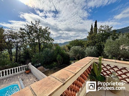 Maison de luxe à Seillans, Var