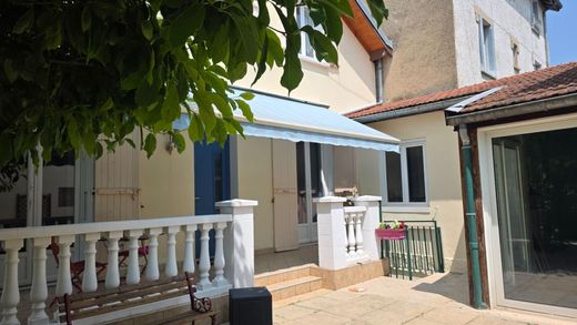 Luxe woning in Aix-les-Bains, Savoy