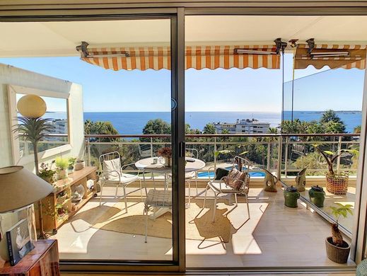 Apartment in Golfe-Juan, Alpes-Maritimes