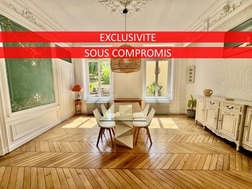 Luxe woning in Boulogne-sur-Mer, Pas-de-Calais