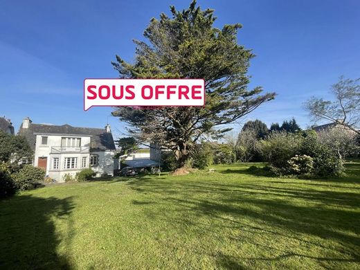 Riec-sur-Belon, Finistèreの高級住宅