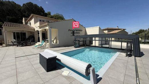 Luxury home in Bagnols-sur-Cèze, Gard