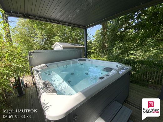 Villa in Avranches, Manche