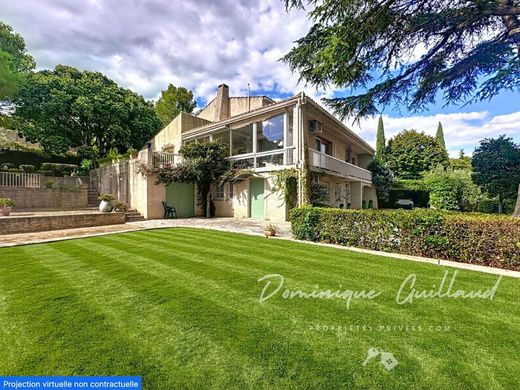 Luxury home in Nîmes, Gard