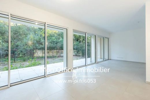 Apartamento - Aix-en-Provence, Bocas do Ródano