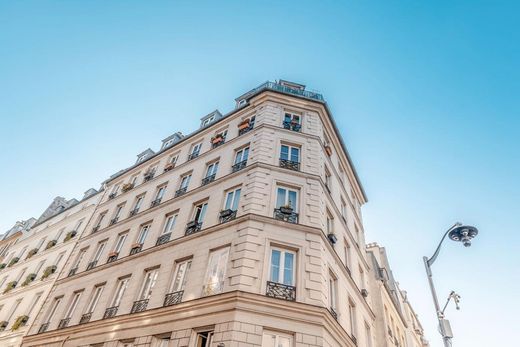 Appartement in Canal Saint Martin, Château d’Eau, Porte Saint-Denis, Paris