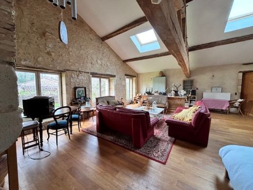 Luxury home in Créon, Gironde