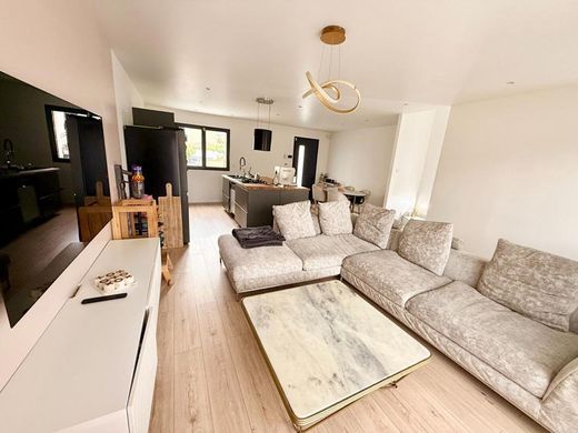 Luxury home in Fontenay-sous-Bois, Val-de-Marne