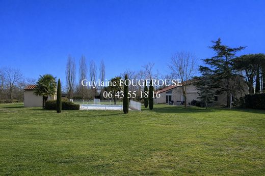 Luxury home in Montbrison, Loire