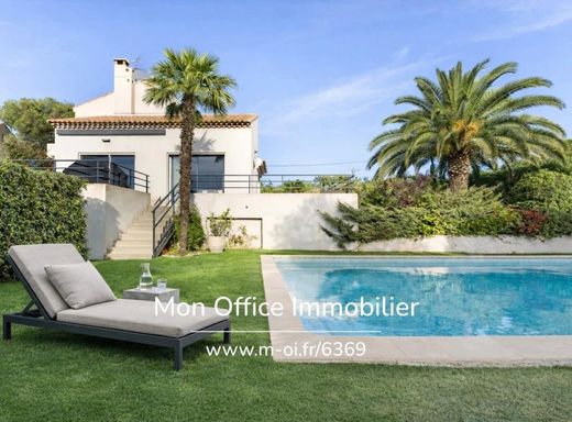 Villa in Carry-le-Rouet, Bouches-du-Rhône