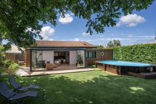 Maison de luxe à Biscarrosse, Landes