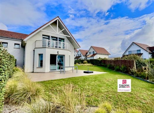 Villa in Équihen-Plage, Pas-de-Calais