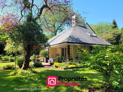 Luxury home in Pleuven, Finistère