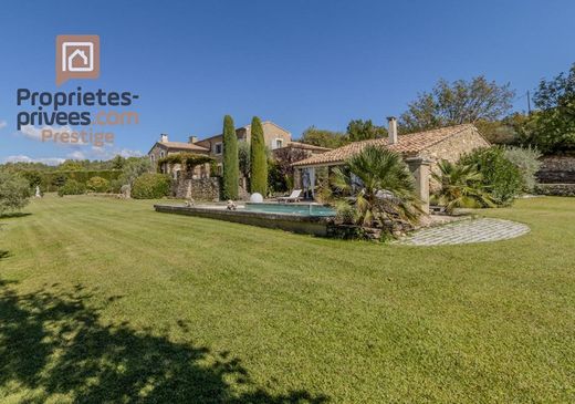 Luxury home in Gordes, Vaucluse