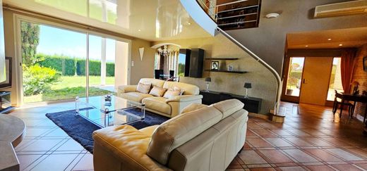 Maison de luxe à Castelnaudary, Aude