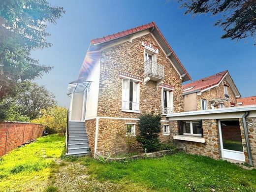 Luxury home in Chelles, Seine-et-Marne
