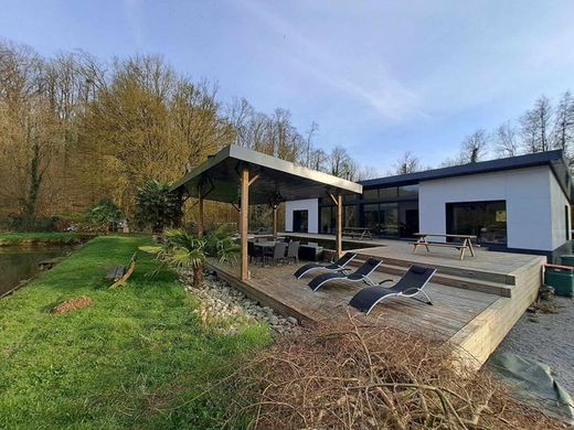 Luxury home in Soissons, Aisne