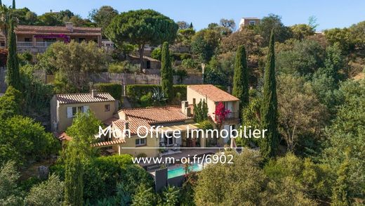 Villa in Bormes-les-Mimosas, Var