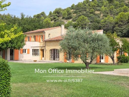 Luxury home in Lauris, Vaucluse