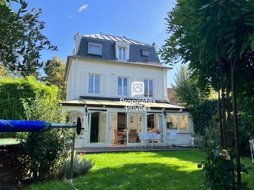 Maison de luxe à Montfort-l'Amaury, Yvelines