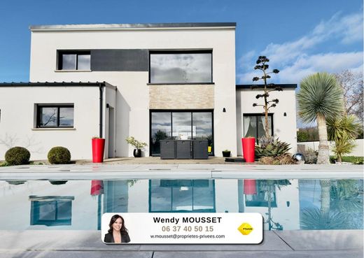 Luxury home in Le Tour-du-Parc, Morbihan