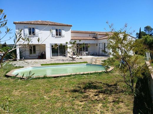 Maison de luxe à Le Val, Var