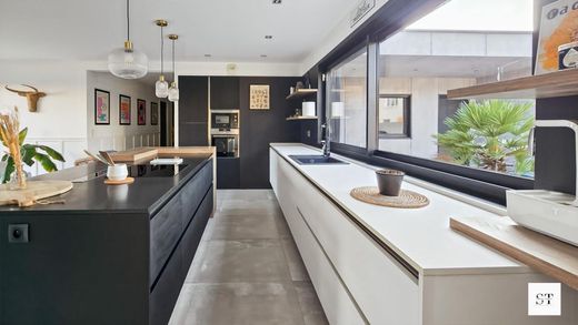Casa de lujo en San Sebastián sobre Loira, Loira Atlántico