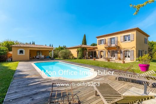 Villa in Cabriès, Bouches-du-Rhône
