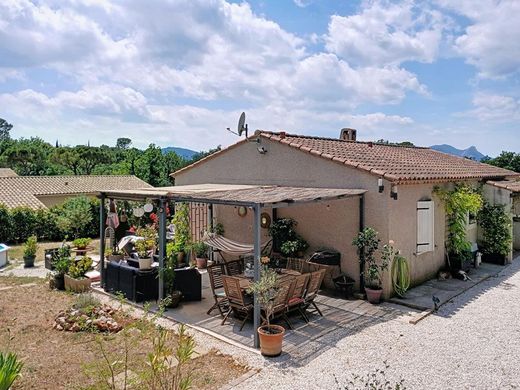 Casa de lujo en Camps-la-Source, Var